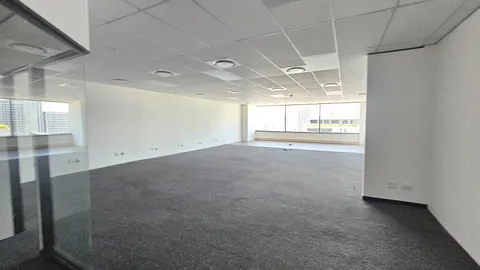 Menlyn Central, 125 Dallas Avenue Menlyn